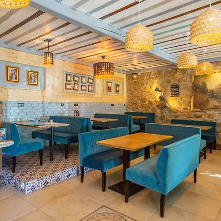 Logis Hotel Beausejour Berre-les-Alpes Luaran gambar