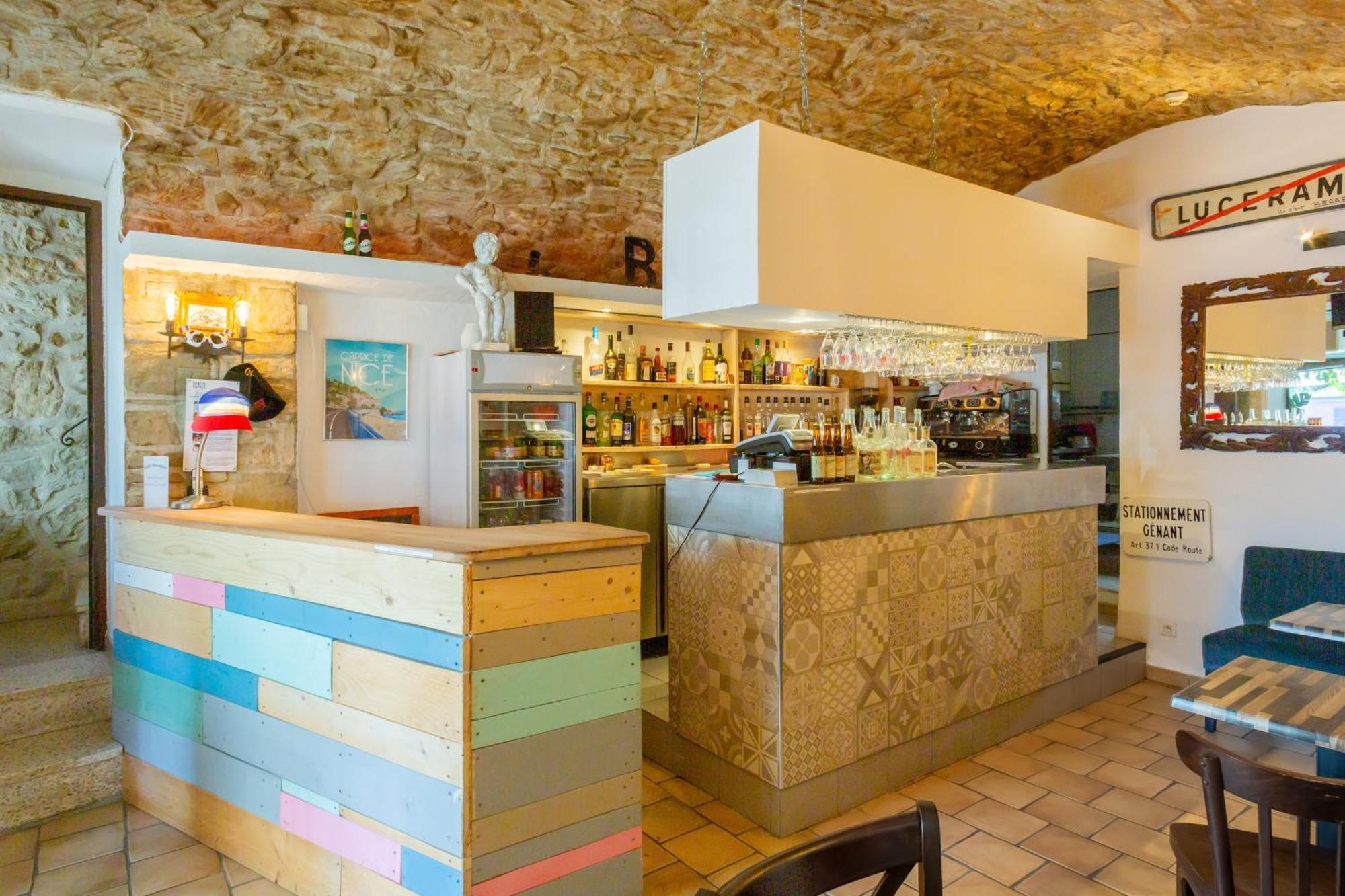 Logis Hotel Beausejour Berre-les-Alpes Luaran gambar